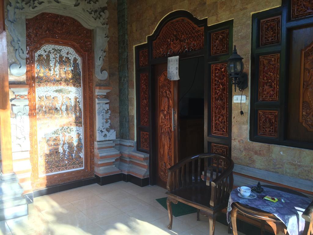 Ray Homestay Batununggul Exterior photo