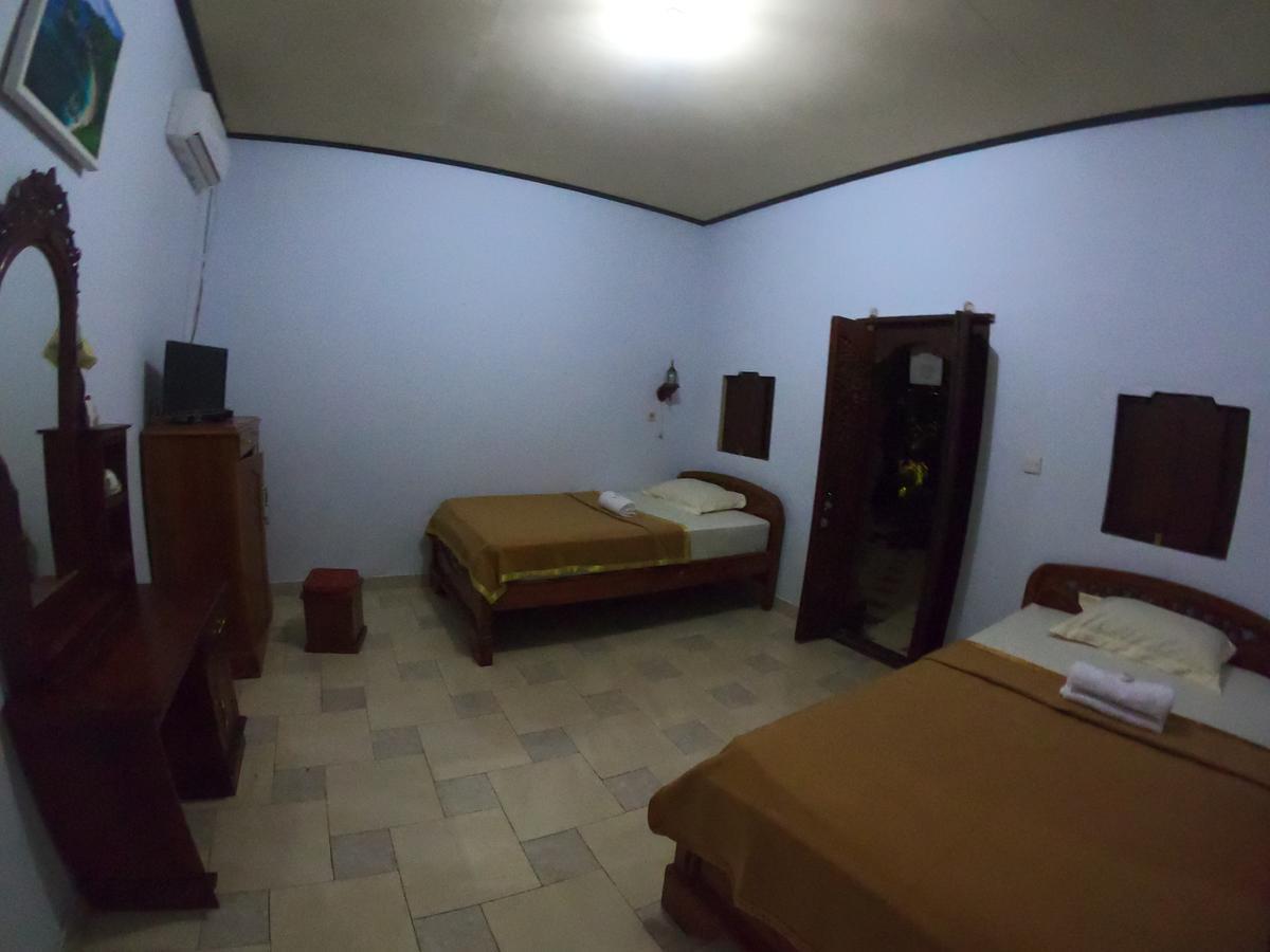 Ray Homestay Batununggul Exterior photo